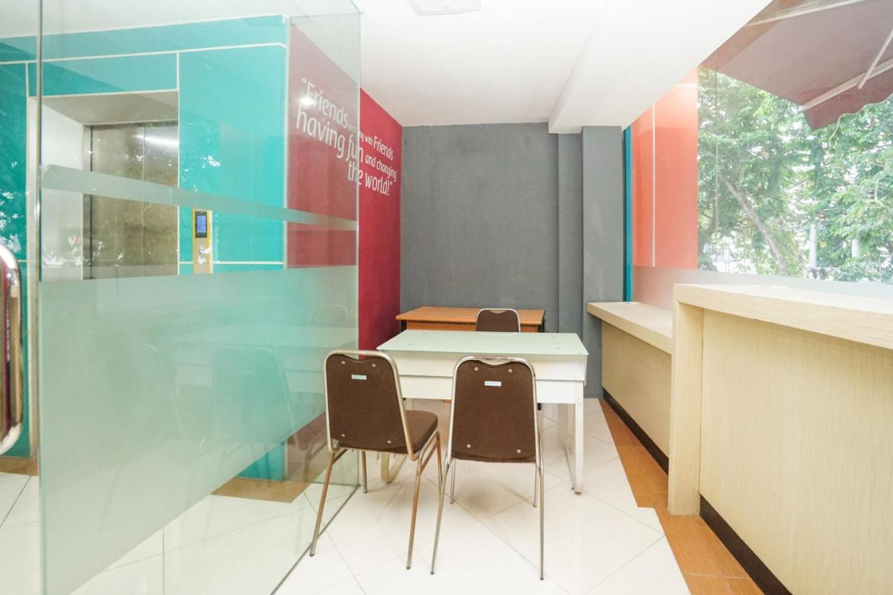 Oyo 277 Rukotel Near Rsu Adi Husada Undaan Kota Surabaya Exterior photo