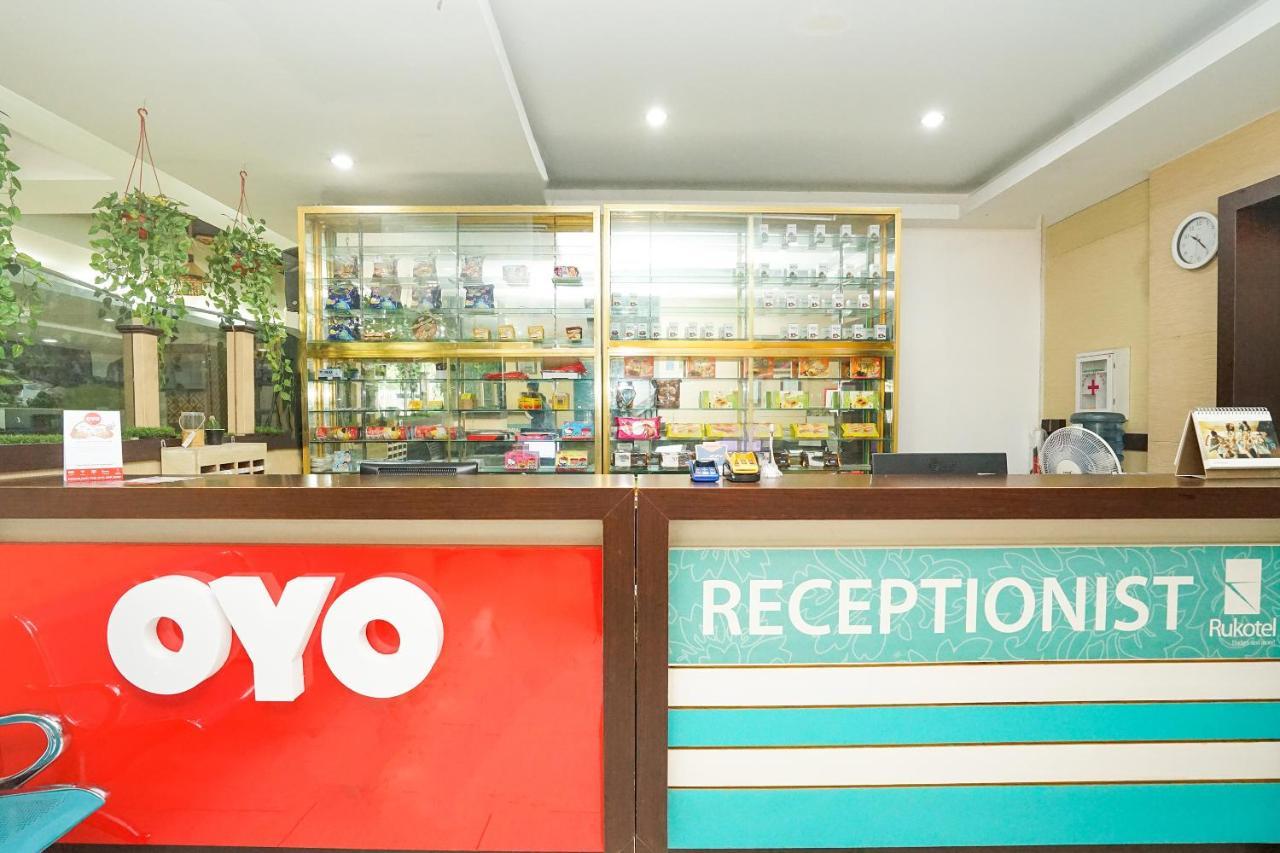 Oyo 277 Rukotel Near Rsu Adi Husada Undaan Kota Surabaya Exterior photo